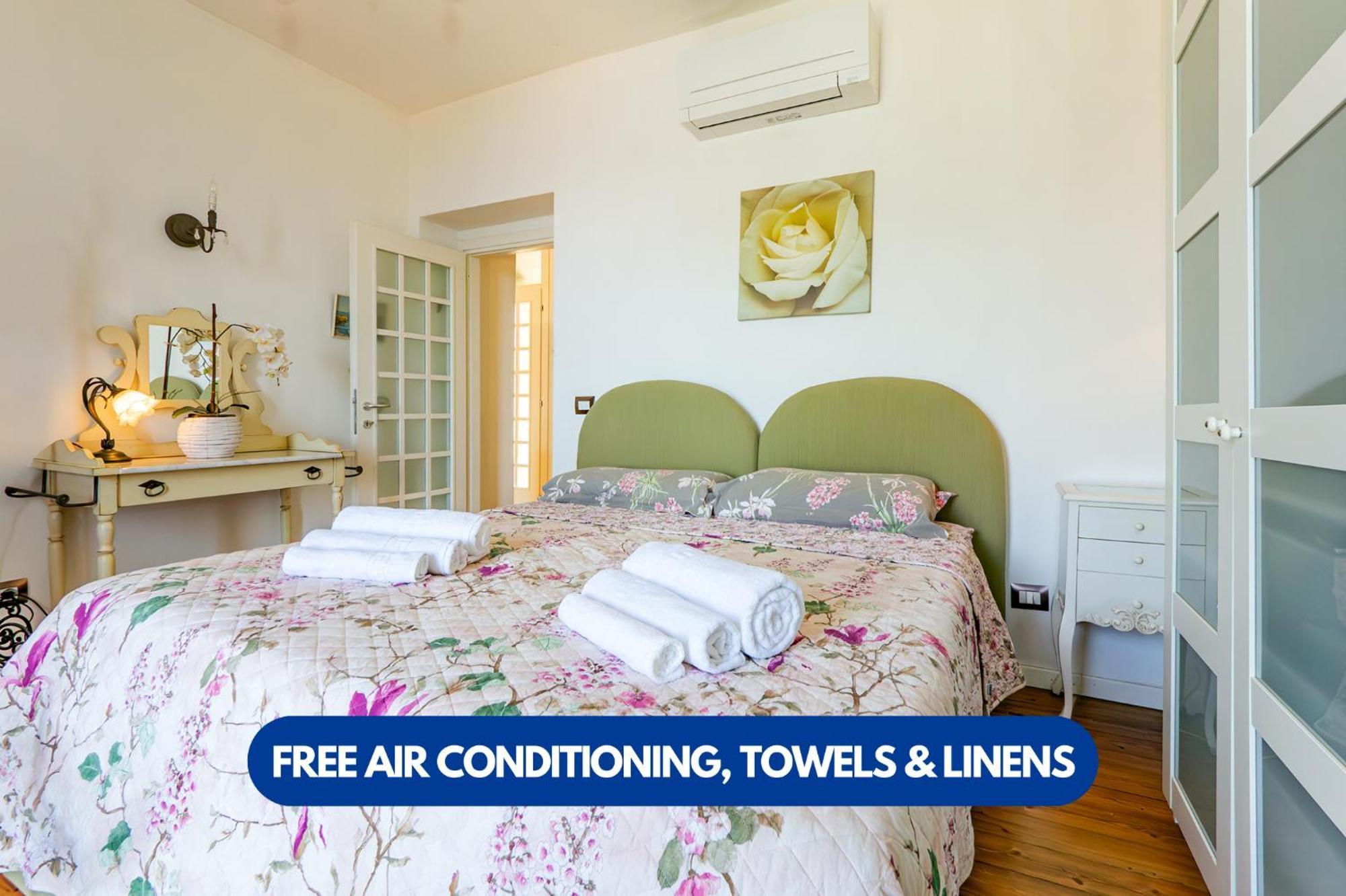 Julia'S House Apartment Perledo ภายนอก รูปภาพ